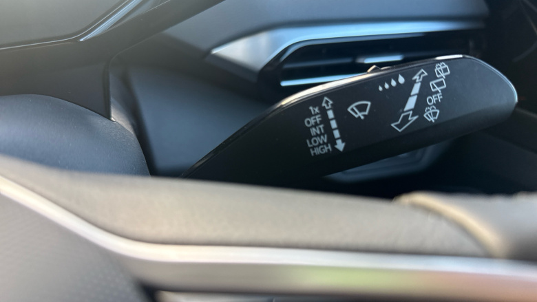 Volkswagen ID.4 109kW Life Pure 52kWh 5dr Auto Electric Estate